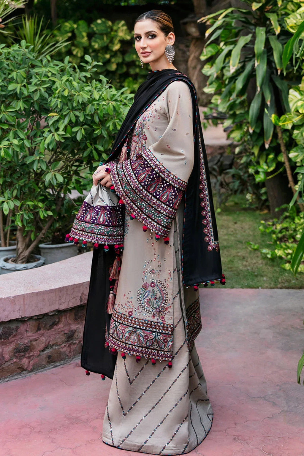 Lawn-3PC Embroidered Shirt With Cotton Net Viscose Embroidered Dupatta-5122