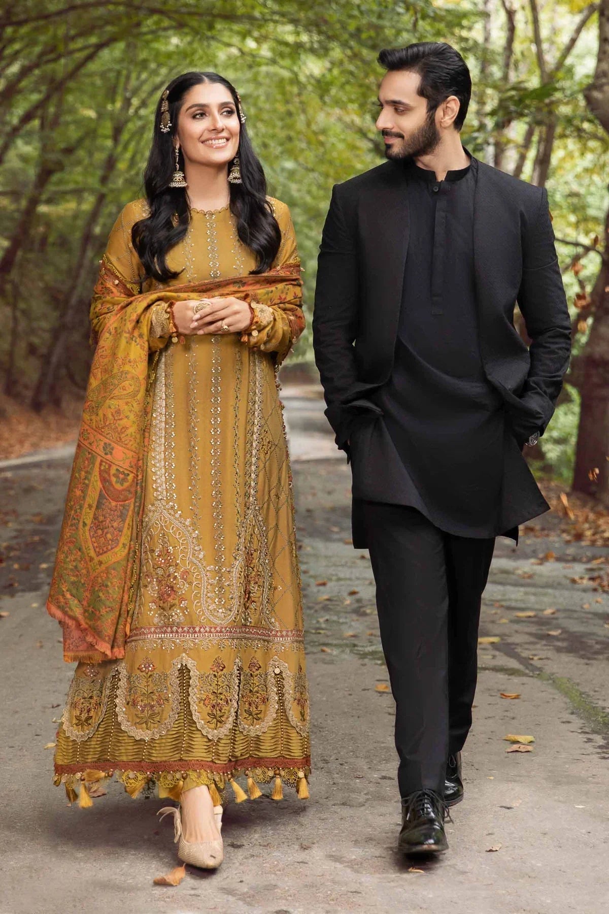 Lawn 3PC Embroidered With Digital Printed Jacquard Dupatta-5124