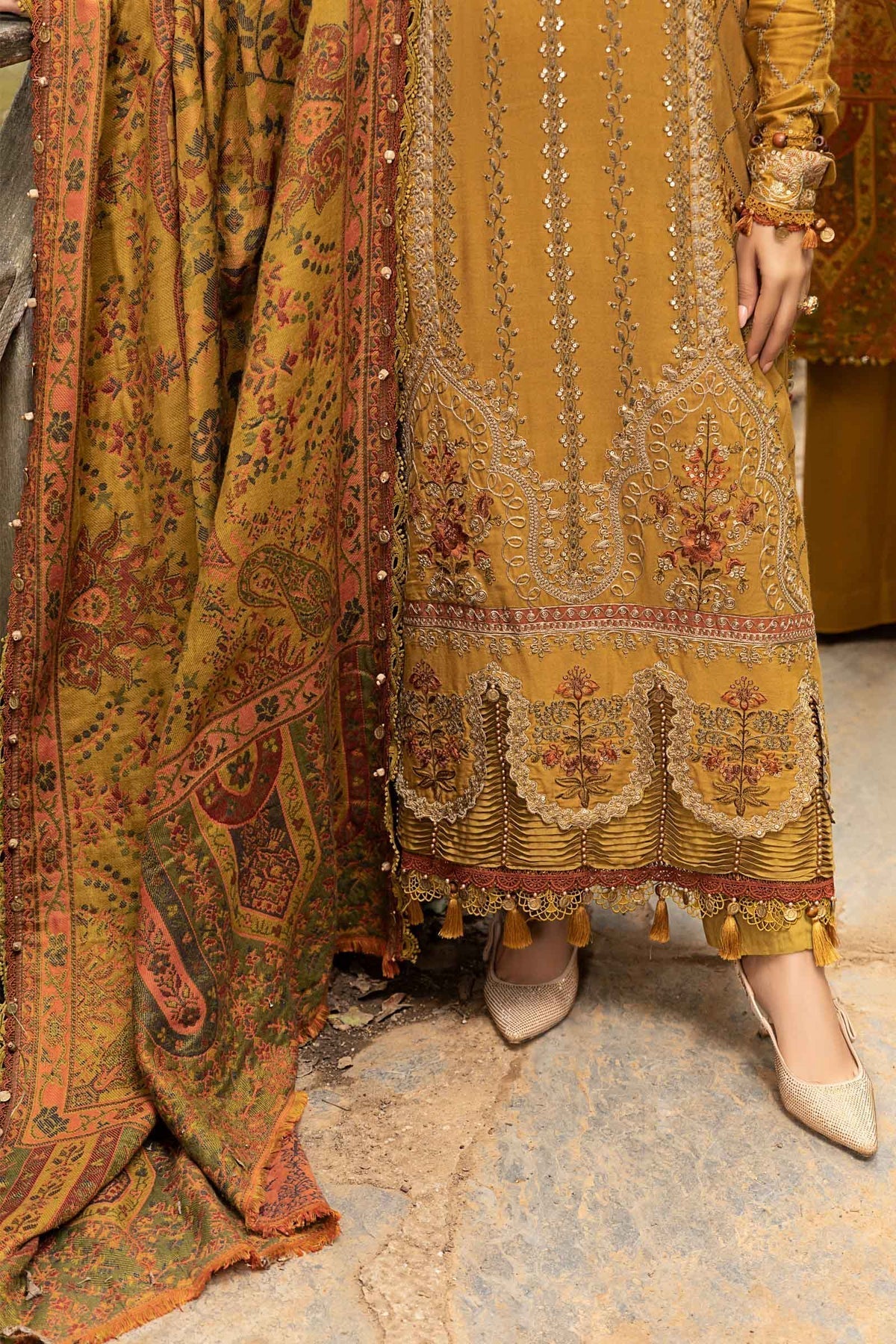 Lawn 3PC Embroidered With Digital Printed Jacquard Dupatta-5124