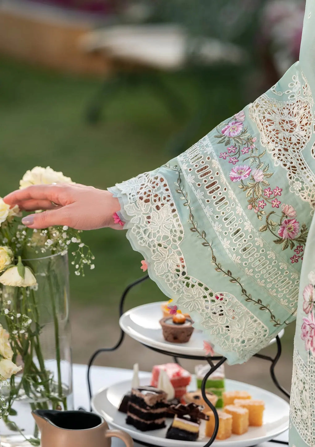Lawn-3PC Chikankari Embroidered Shirt With Khadi Net Embroidered Dupatta-5317