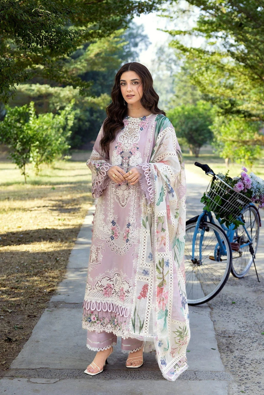 Lawn-3PC Chikankari Embroidered Shirt With Embroidered Jacquard Dupatta-5262