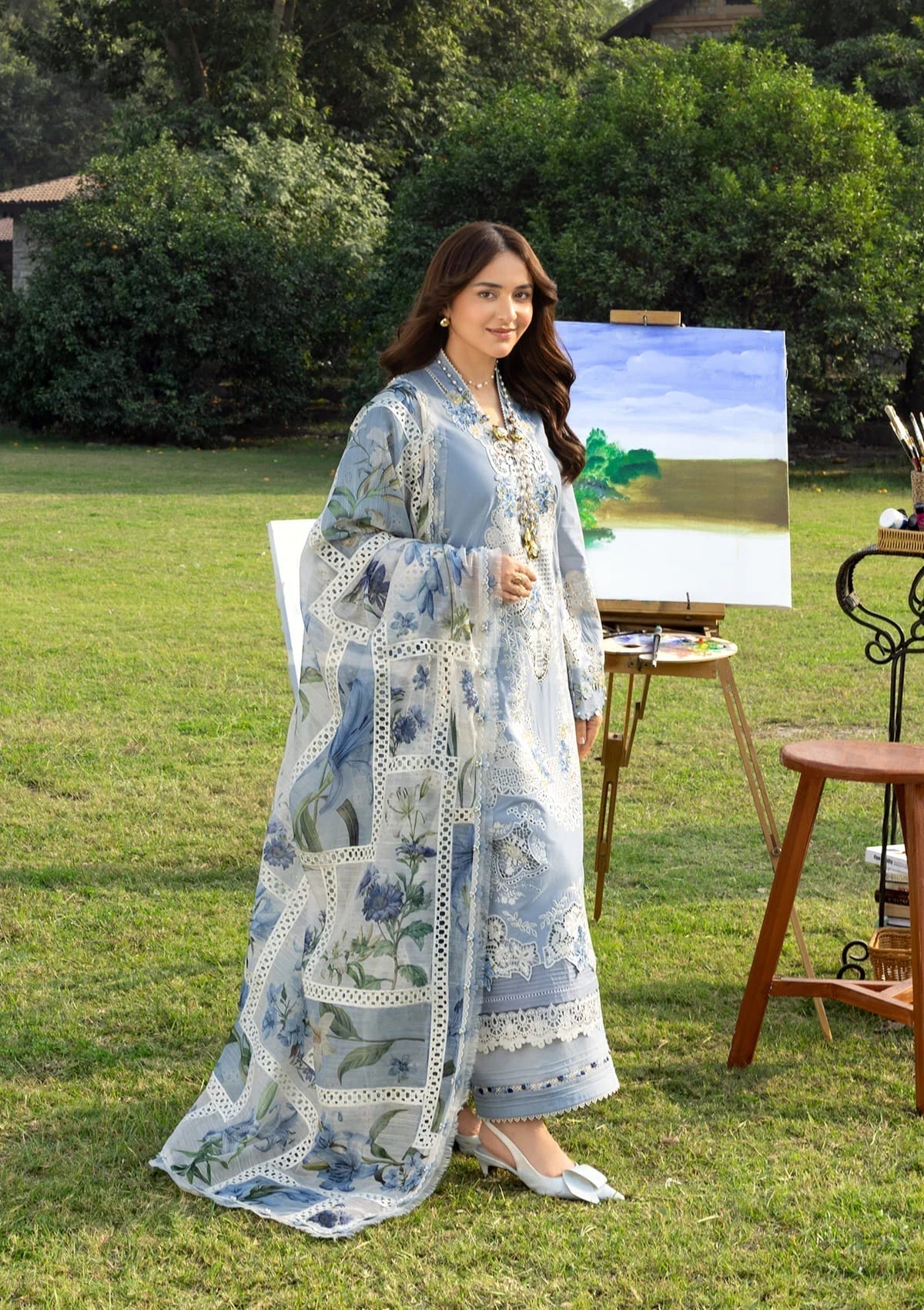 Lawn-3PC Chikankari Embroidered Shirt With Embroidered Jacquard Dupatta-5223