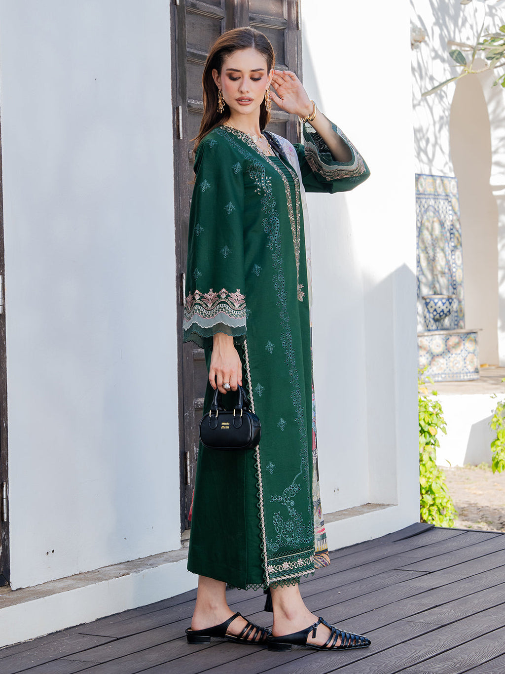 Lawn-3PC Chikankari Embroidered Shirt With Digital Printed Jacquard Dupatta-5338