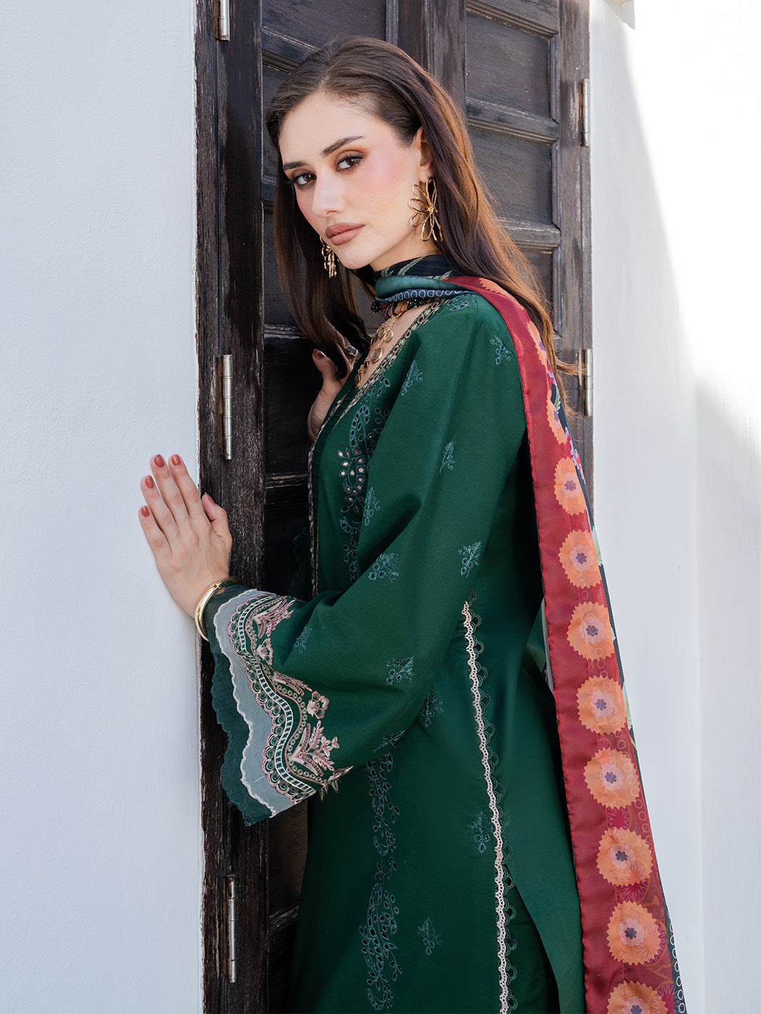 Lawn-3PC Chikankari Embroidered Shirt With Digital Printed Jacquard Dupatta-5338