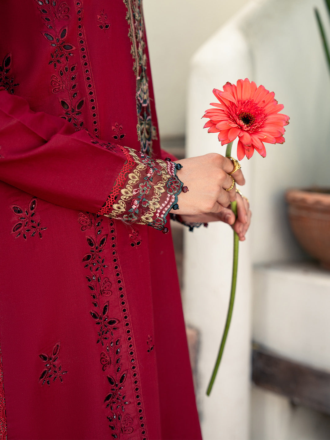 Lawn-3PC Chikankari Embroidered Shirt With Digital Printed Jacquard Dupatta-5346