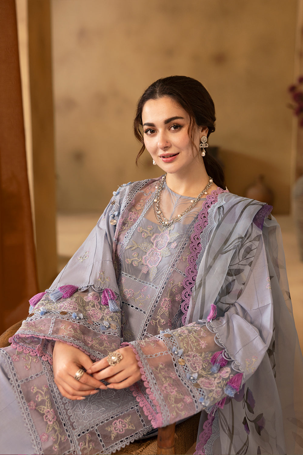 Lawn-3PC Chikakari Embroidered Shirt With Organza Printed Dupatta-5172