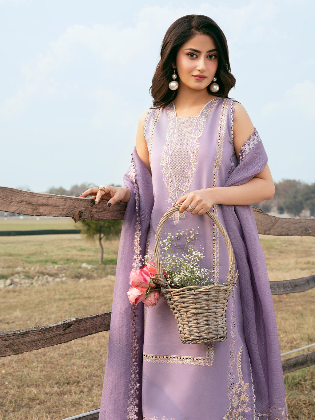 Lawn-3PC Chikankari Embroidered Shirt With Khadi Net Embroidered Dupatta-5285