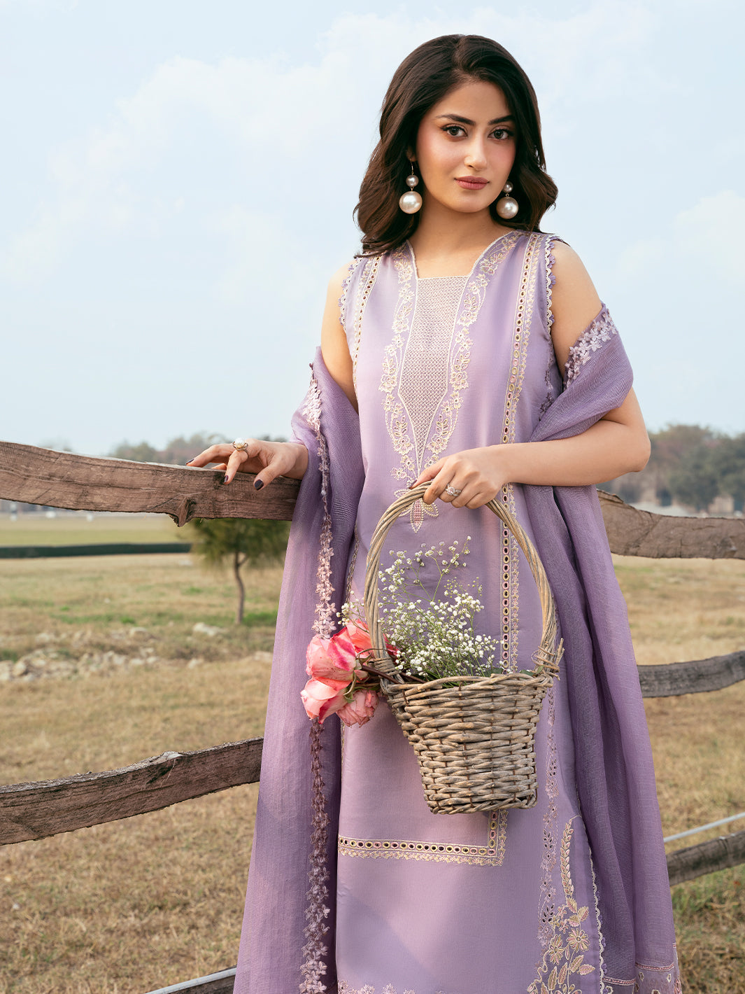 Lawn-3PC Chikankari Embroidered Shirt With Khadi Net Embroidered Dupatta-5285
