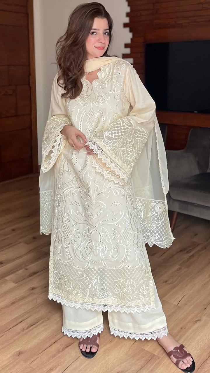 Lawn-3PC Embroidered Shirt With Organza Embroidered Dupatta-5307