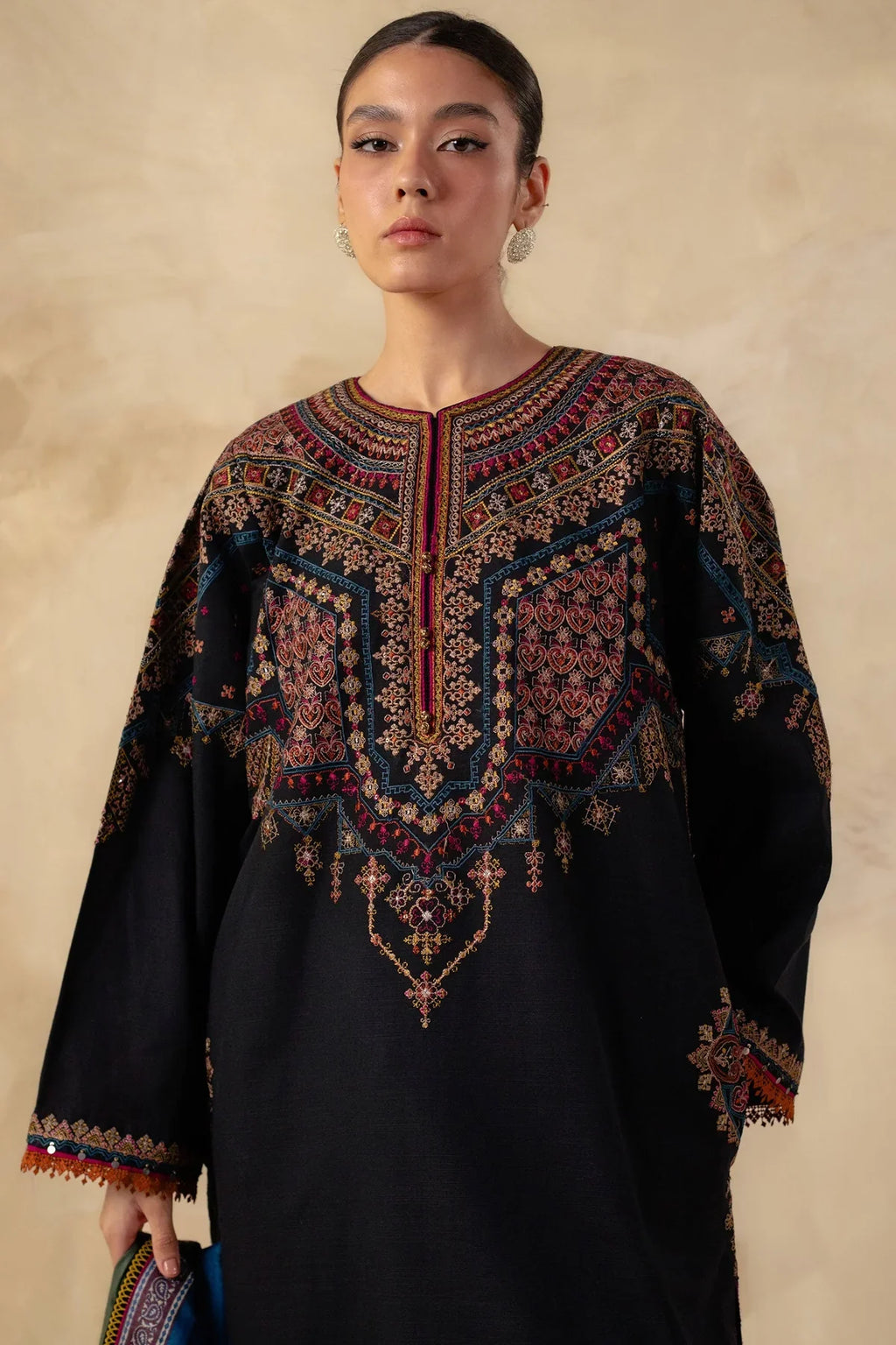 Dhanak 3PC Embroidered-652