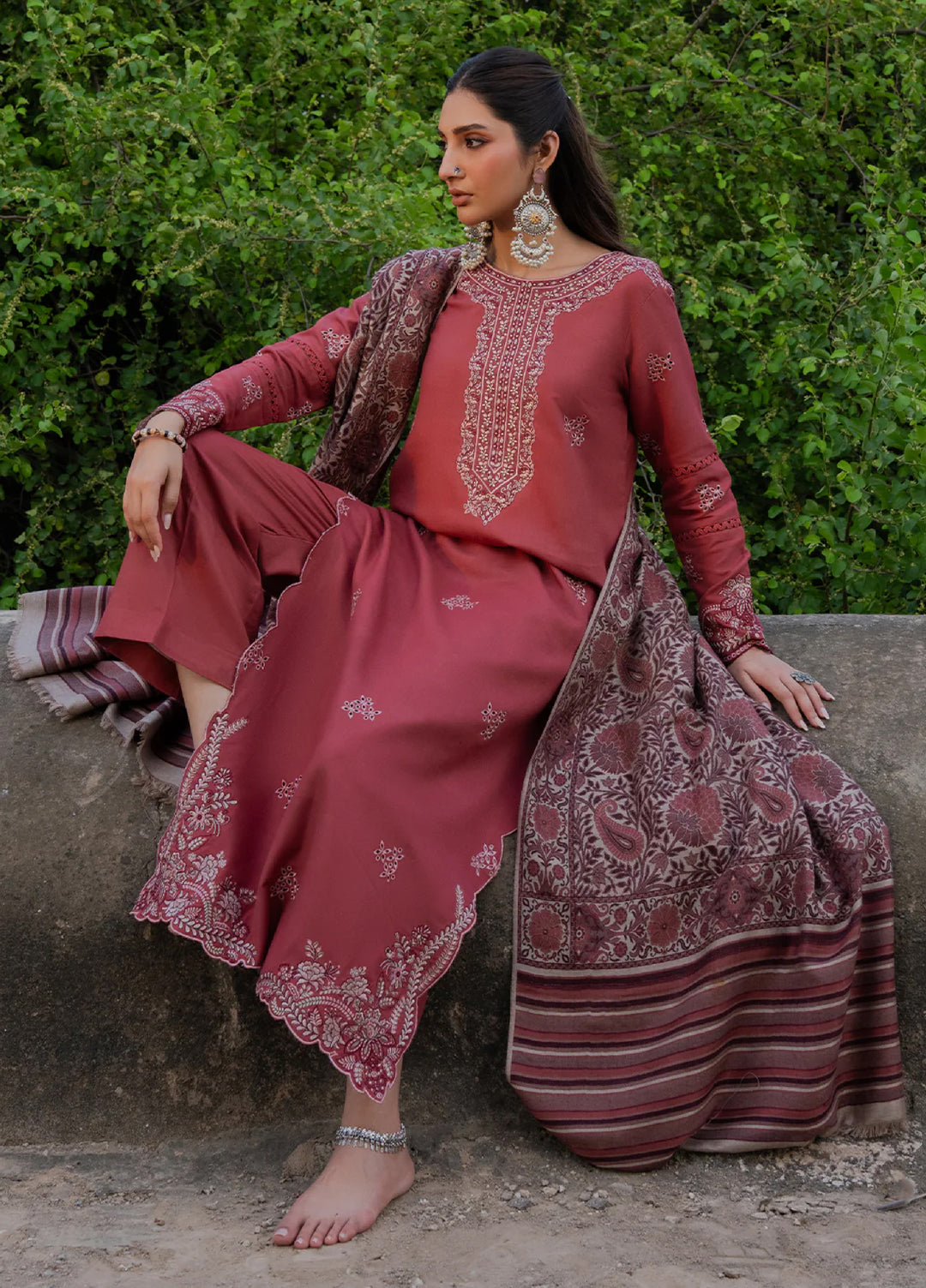Lawn-3PC Embroidered Shirt with Digital Printed Jacquard Dupatta-5053