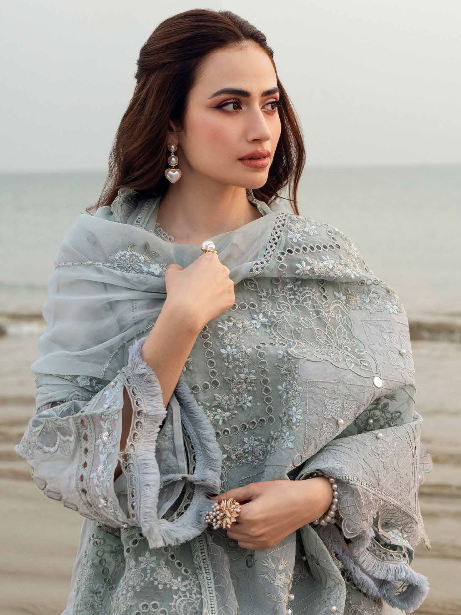 Lawn-3PC Laser Cut Embroidered Shirt With Khadi Net Embroidered Dupatta-5401